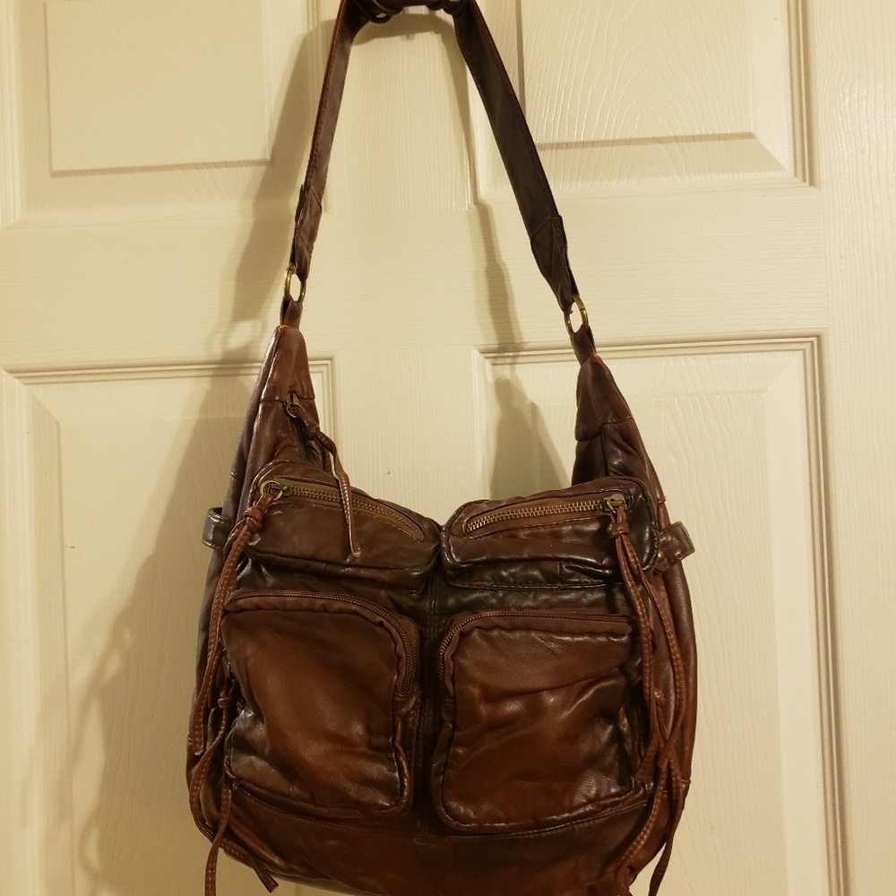Brown Mossimo shoulder bag.